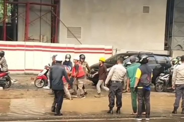 Tandon Air Proyek Stasiun LRT Setiabudi Jebol, Polisi Periksa 3 Saksi