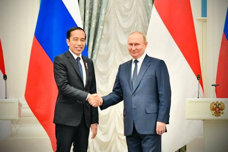 Jokowi Bertemu Presiden Rusia Vladimir Putin di Istana Kremlin