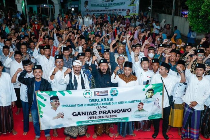 Dekat dengan Pesantren, Ganjar Disholawatkan Gus-Gus Nusantara Jadi Presiden 2024