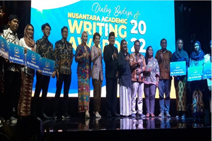 Angkat Isu-isu Budaya dan Kerajaan, 6 Tesis dan 2 Disertasi Raih Nusantara Academic Writing Awards