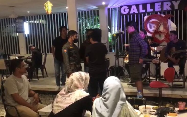 Live Musik Kafe di Malam Takbiran Dihentikan Paksa Satpol PP Aceh Barat Daya
