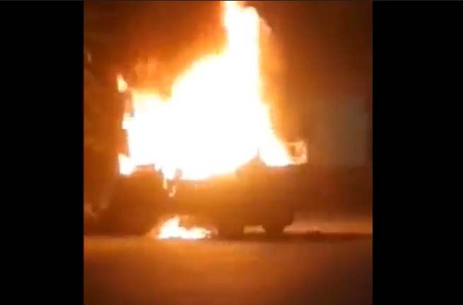 Mobil Pikap Ludes Terbakar Usai Isi BBM di SPBU Paciran Lamongan