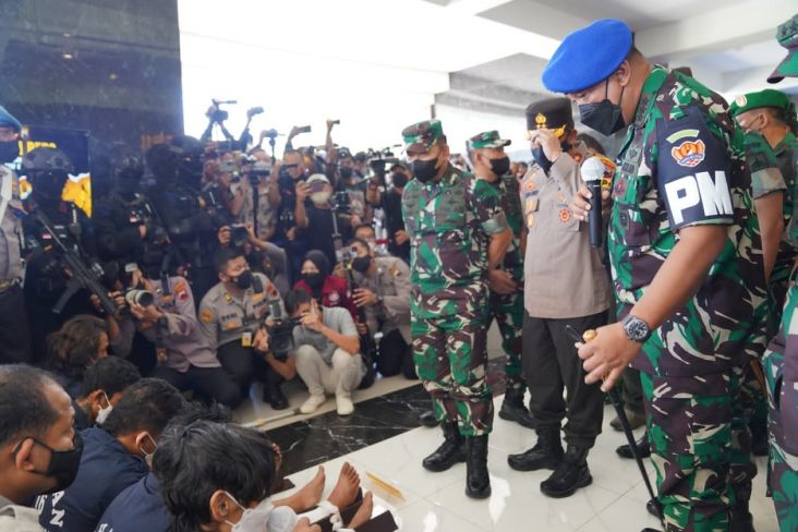 Lima Penembak Istri Anggota Yonarhanud Ditangkap, KSAD: Bukti Sinergitas TNI-Polri