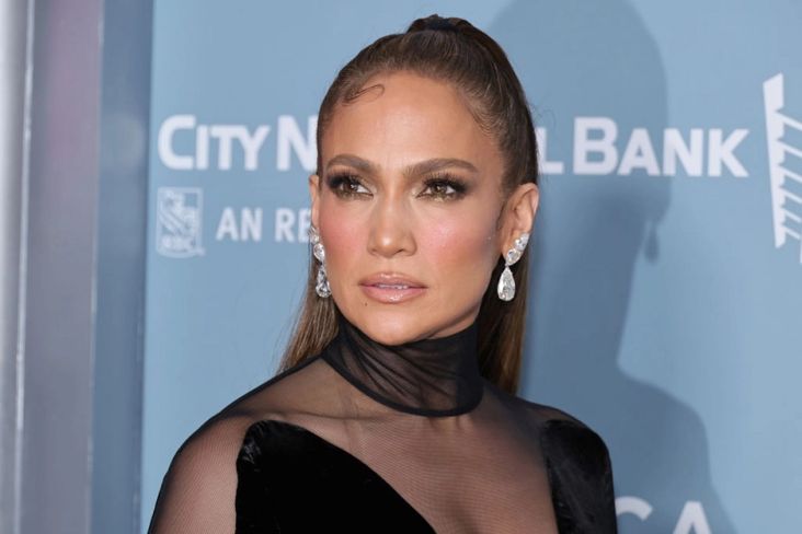 Ultah ke-53, Jennifer Lopez Bagikan Video Tanpa Busana