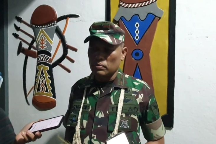 Prajurit TNI AD Ditembak Oknum Satgas Brimob Damai Cartenz, Pemicunya Cekcok di Warung Makan