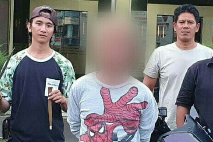 3 Jam setelah Rampas Ponsel, Pemuda Manado Tak Berkutik Ditangkap Polisi
