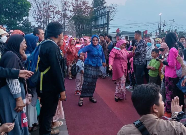 Gelar Festival dan Fashion Show, Pemda KBB Dukung Kebaya Goes To UNESCO