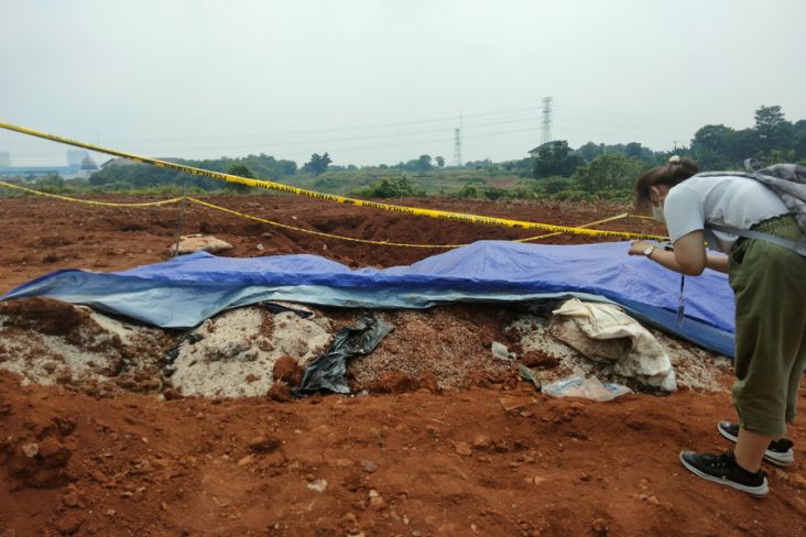 Polisi Hentikan Kasus Kuburan Bansos Presiden di Depok