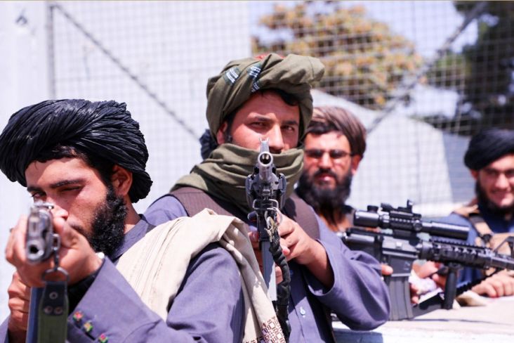 Baku Tembak Taliban-ISIS Pecah di Kabul, 5 Tewas