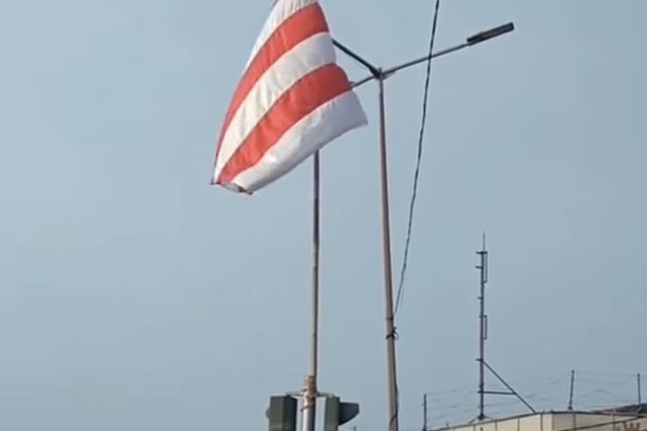 Viral Bendera Selang-seling Berkibar di Pasar Minggu, Polisi Buru Pemasangnya