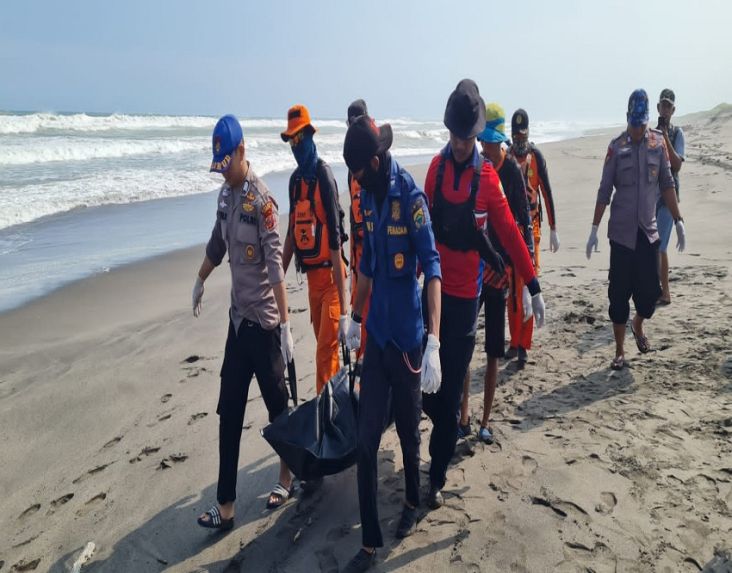 2 Nelayan yang Dihantam Ombak di Perairan Ciujung Cianjur Ditemukan Tewas