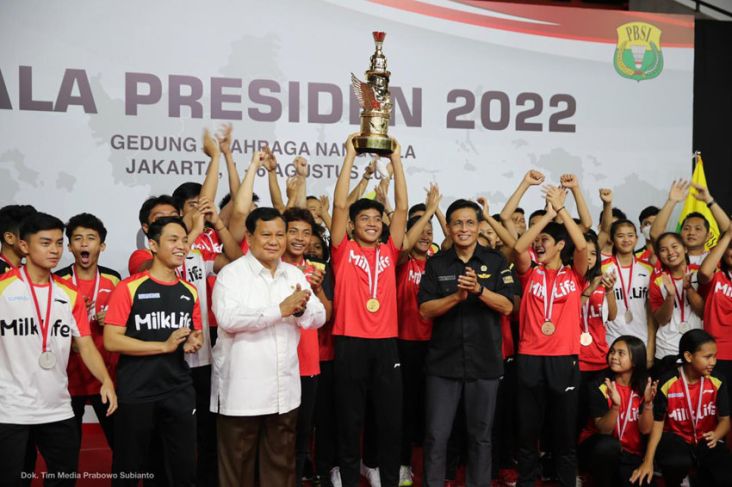 Prabowo Wakili Jokowi di Piala Presiden, Warganet: Kode Alam Presiden Selanjutnya
