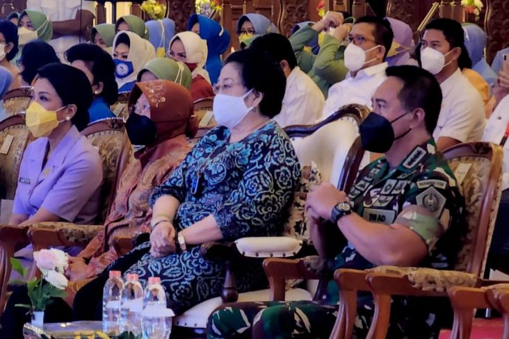 Megawati Gugah Perempuan Indonesia Masa Kini Beri yang Terbaik untuk Keluarga