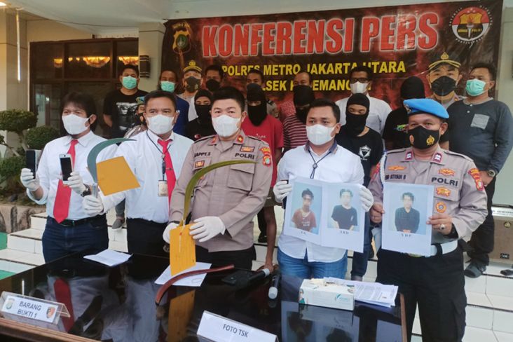 Kerap Beraksi di Jakarta Utara, 8 Begal Sadis Ditangkap Polisi
