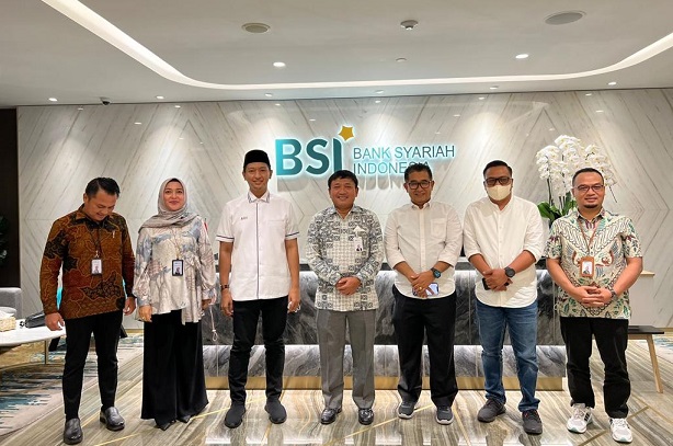 Bertemu Direksi Bank Syariah Indonesia, Pj Gubernur Akmal Malik Diskusi Potensi Ekonomi Sulbar