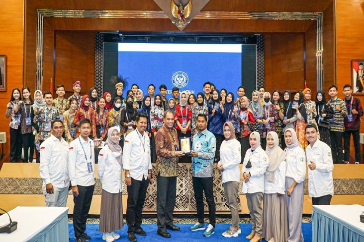 46 Finalis Duta Maritim Indonesia Ngopi di Kemenparekraf