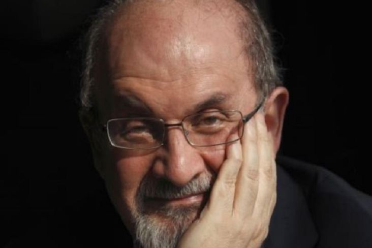 Media Iran Ramai-ramai Puji Penikam Salman Rushdie Novelis Ayat-ayat Setan