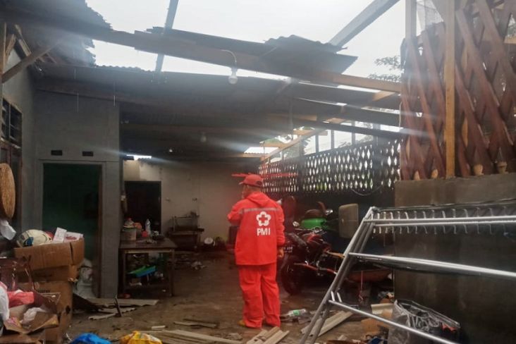 Puluhan Rumah di Kabupaten Malang Rusak Dilanda Angin Kencang