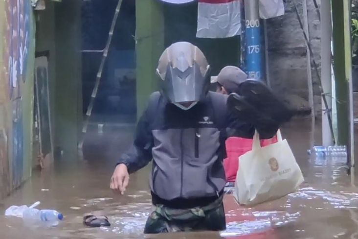 Cuaca Jakarta Panas, Wilayah Kebon Pala Jaktim Kebanjiran 1 Meter