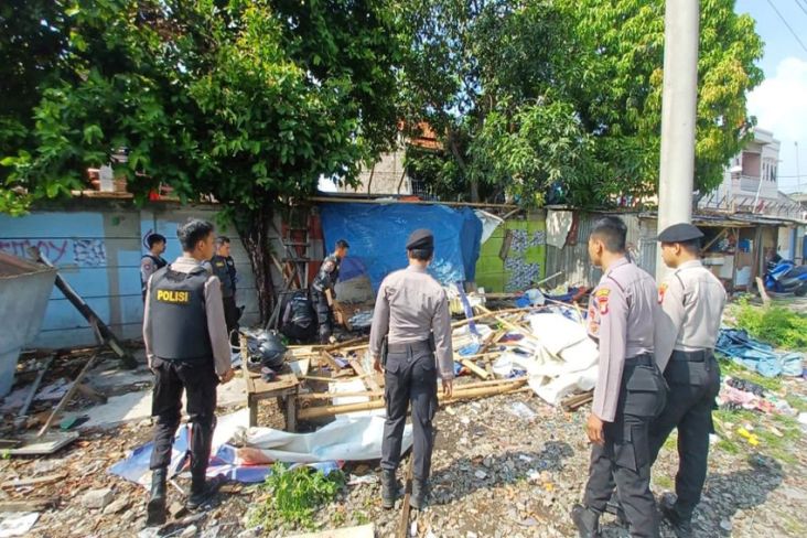 Kampung Bahari Diacak-acak, Polisi Sita Catatan Transaksi Narkoba Capai Rp30 Juta per Hari