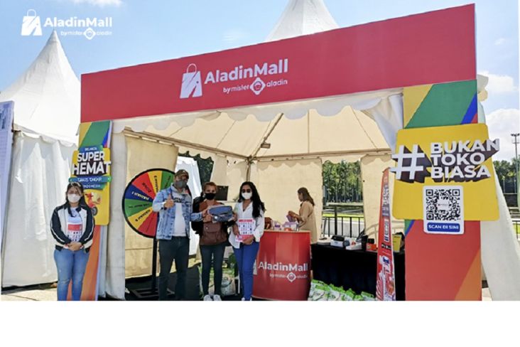 Keseruan Booth AladinMall by Mister Aladin di HUT RCTI ke 33, Ada Diskon up to 74% + Doorprize!