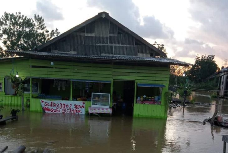 130 Kepala Keluarga di Tanah Laut Terendam Banjir, Desa Mulai Dirikan Dapur Umum