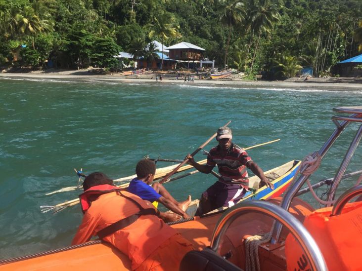 Speedboat Berpenumpang 11 Orang Terbalik di Laut Demta, 2 Tewas 8 Selamat
