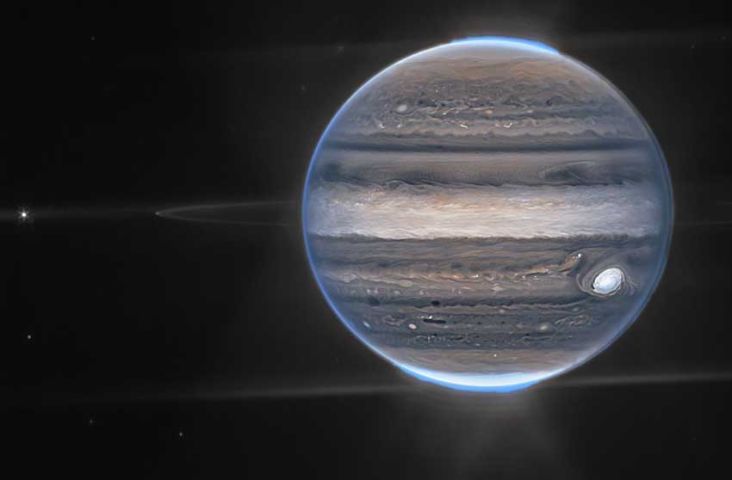 Teleskop James Webb Rekam Penampilan Planet Jupiter dengan Aurora yang Indah