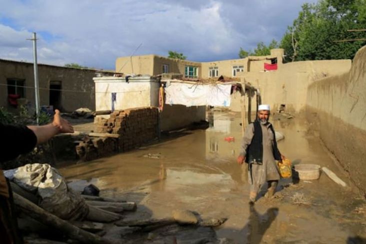 PBB: Banjir Hancurkan Rumah-rumah di Afghanistan, 8 Anak Tewas
