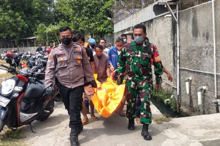 Pedagang Donat Tewas Dibunuh di Mes, Polisi Temukan Barang Bukti Linggis