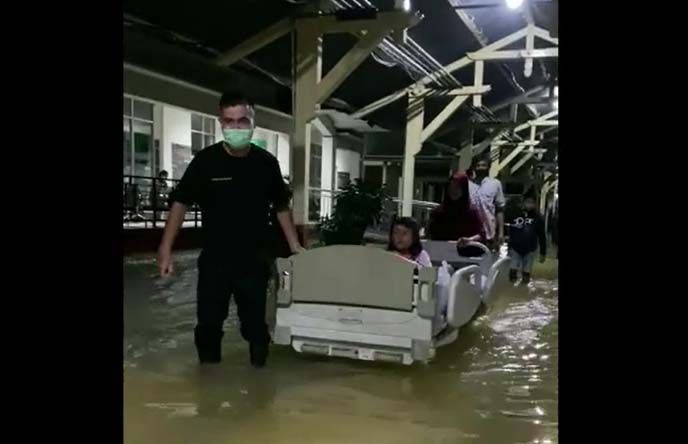 RSUD Abdul Aziz Singkawang Kebanjiran, 62 Pasien Dievakuasi