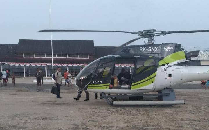 Helikopter yang Ditumpangi Pj Gubernur Papua Barat Mendarat Darurat di Alun-alun Aimas Sorong