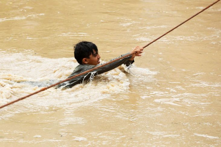 Hampir 1.000 Orang Tewas Akibat Banjir di Pakistan