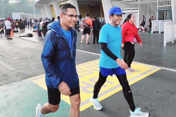 Saleh Husin Jaga Kesimbangan dengan Olahraga Jalan Cepat 10 Km