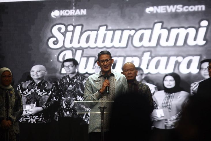 Hadiri Malam Inagurasi Indonesia Visionary Leader, Sandiaga Uno Kenang Sosok Tjahjo Kumolo