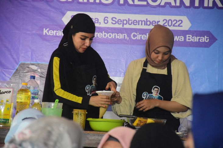 Relawan Sandiaga Uno Cirebon Beri Pelatihan Bikin Kosmetik dari Ubi