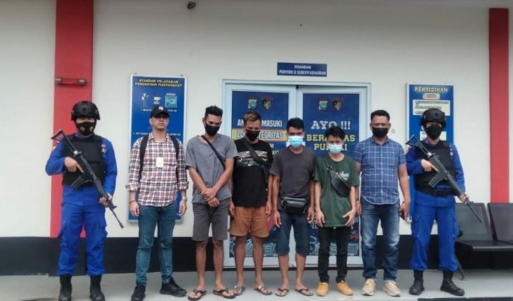 Pulang dari Malaysia, 4 TKI Ilegal Ditangkap di Batam