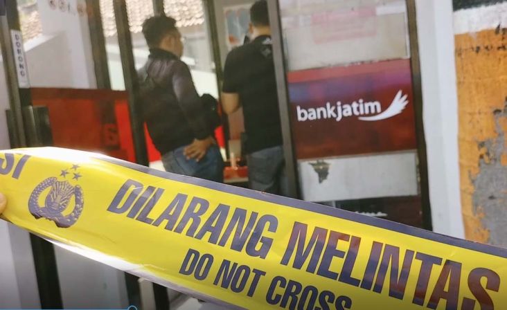 Rusak Mesin ATM di Madiun, Kawanan Perampok Gagal Gasak Uang Ratusan Juta Rupiah