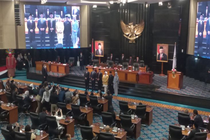 DPRD DKI Resmi Umumkan Pemberhentian Anies Baswedan-Ahmad Riza Patria