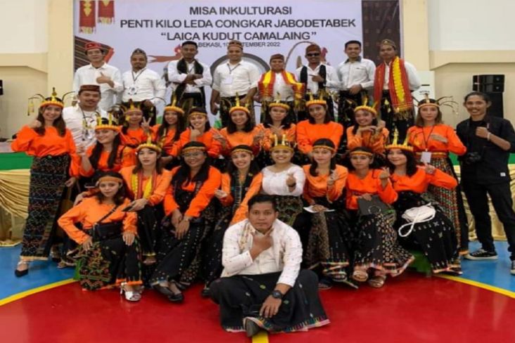 Rawat Kearifan Lokal, Warga Leda Congkar-Flores Jabodetabek Pentas Seni Budaya