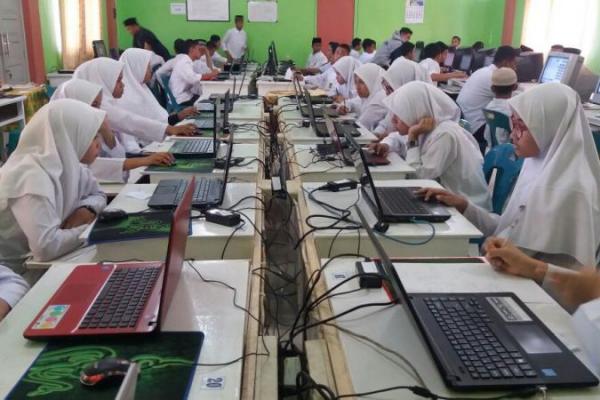 14.979 Siswa Ikuti Kompetisi Sains Madrasah Tingkat Provinsi, Cek Link Pengumuman di Sini