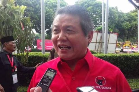 Kolega di PDIP Minta Effendi Simbolon Segera Klarifikasi Pernyataan soal TNI
