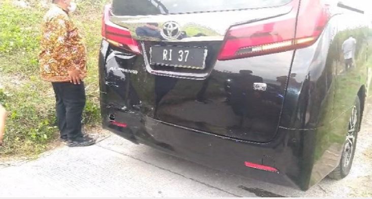 BREAKING NEWS! Mobil Menteri Pertanian Tabrakan di Tol Jombang