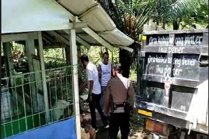 Viral Sopir Truk Tersesat ke Kuburan Setelah Ditumpangi 2 Wanita, Ini Penjelasan Kapolres Semarang