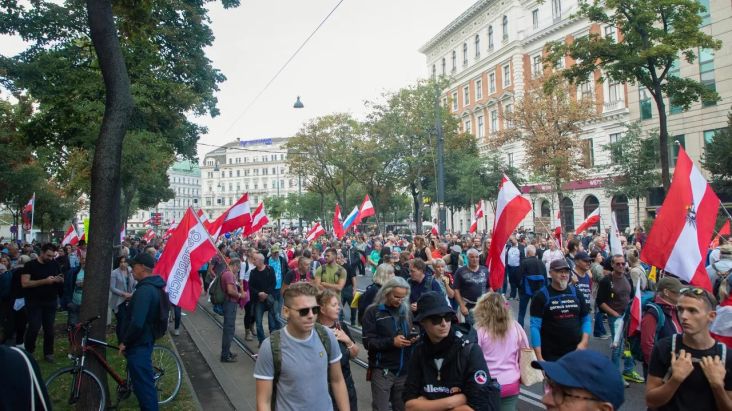 Puluhan Ribu Warga Austria Protes Tingginya Biaya Hidup