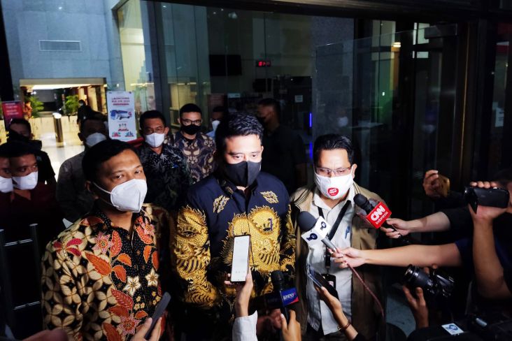 Usai Sambangi KPK Bobby Nasution Akan Lelang Mobil Dinas, Ada Apa?