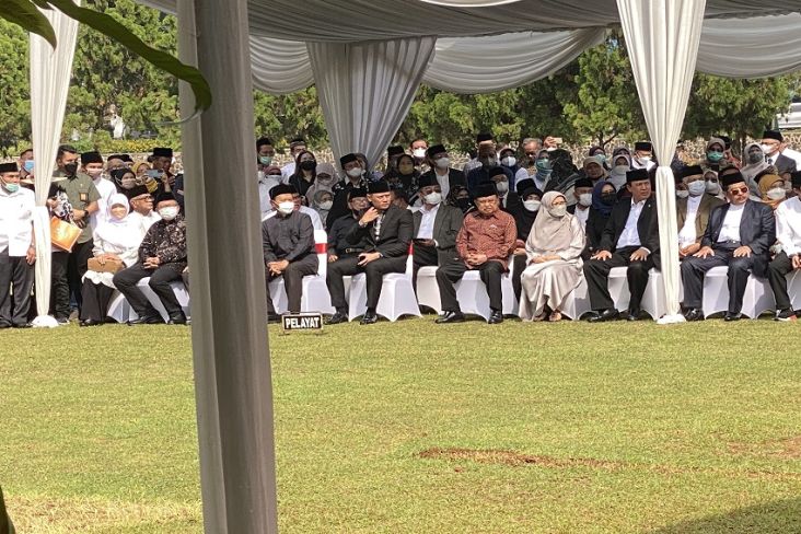 JK, Akbar Tanjung, Boy Rafli, hingga AHY Hadiri Pemakaman Azyumardi Azra