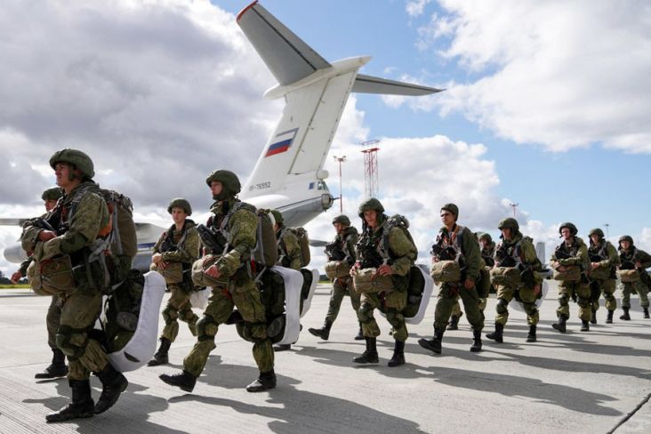 Tambah Pasukan di Ukraina, Putin Dilaporkan Tarik Pasukan Terjun Payung dari Suriah