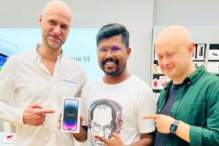 Demi Dapatkan iPhone 14 Lebih Cepat, Pria India Ini Nekat Terbang ke Dubai