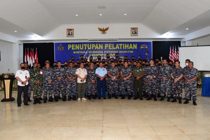 Perkuat Pertahanan Maritim, TNI AL Latih Ratusan Babinpotmar